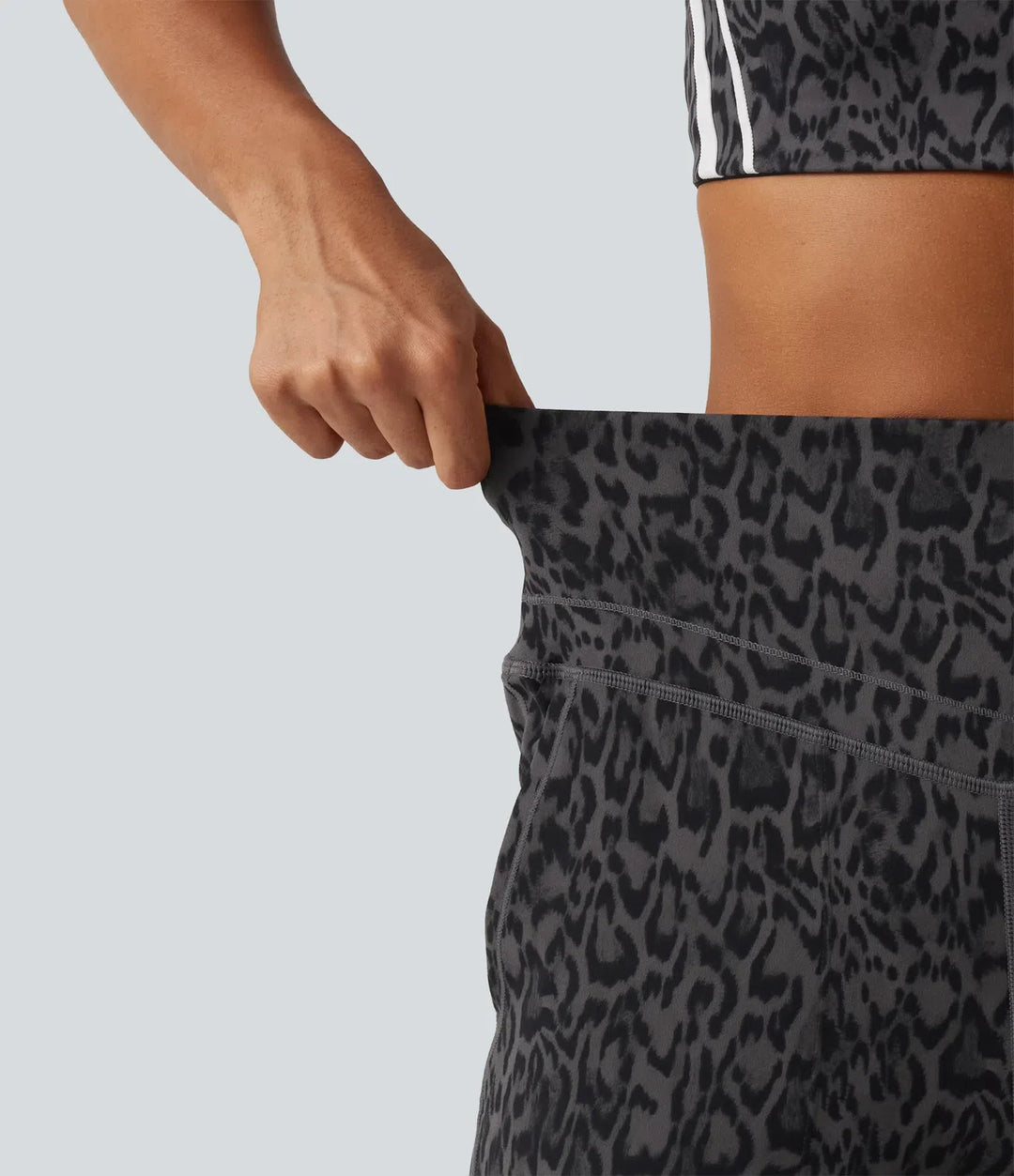 Milejka UltraSculpt w panterkę z wysokim stanem modelujące brzuch joga joggery z kieszeniami