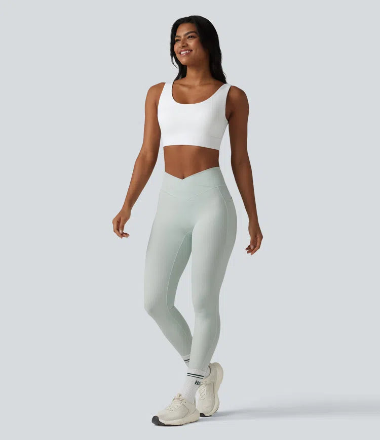 Halara Ultrasculpt treningowy biustonosz sportowy ze średnim podparciem, bez tylnej części, z regulowaną sprzączką i zintegrowaną konstrukcją