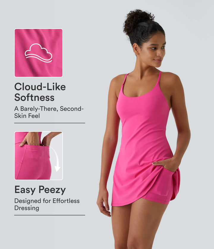 SoftlyZero Pluszowa sukienka sportowa z odkrytymi plecami — edycja Easy Peezy