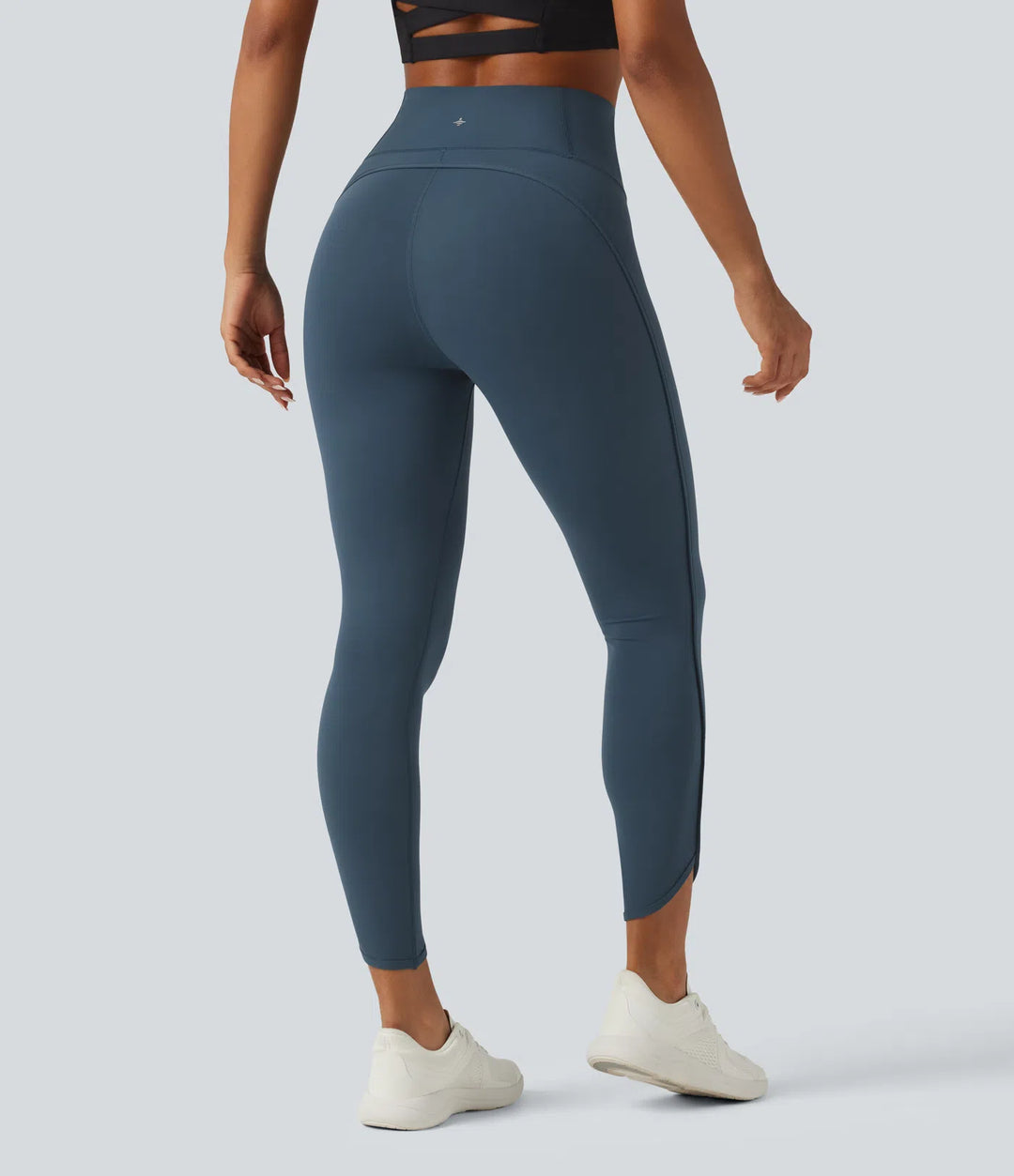 Halara UltraSculpt legginsy treningowe z wysokim stanem i modelującym efektem na brzuch, z kieszeniami
