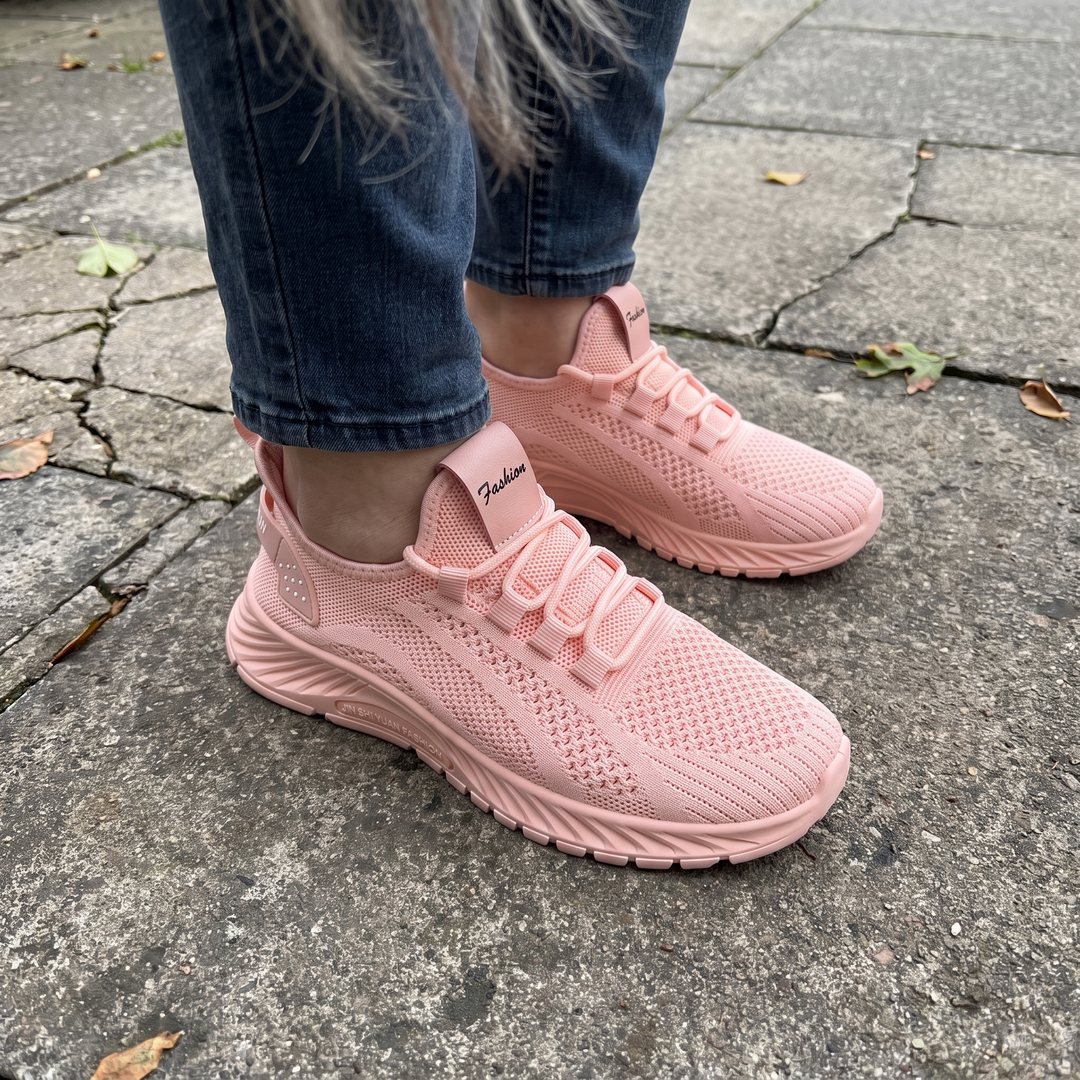 BUTY SPORTOWE HATTIE AIR-MESH
