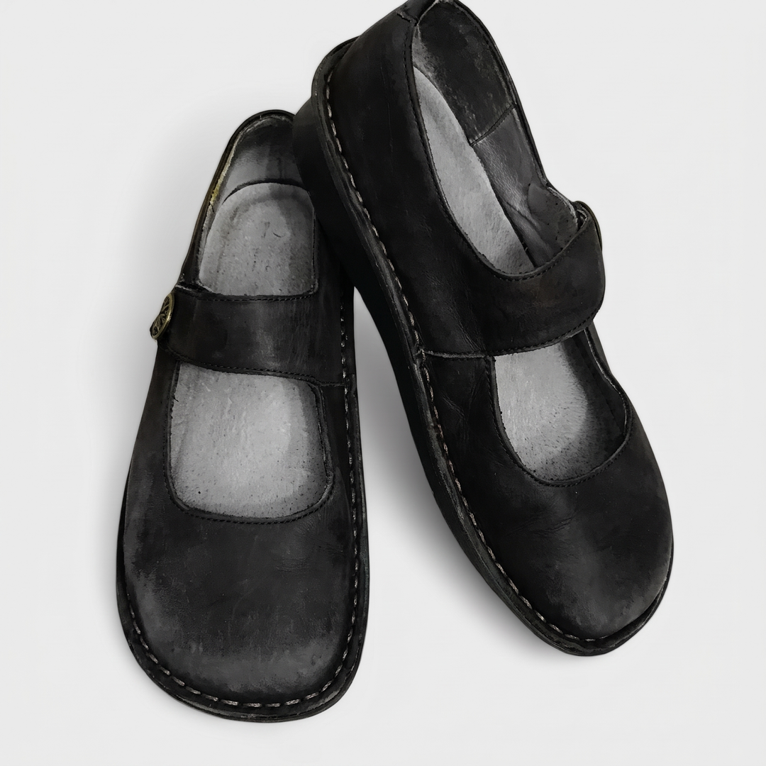 BUTY PŁASKIE Z NAPISEM