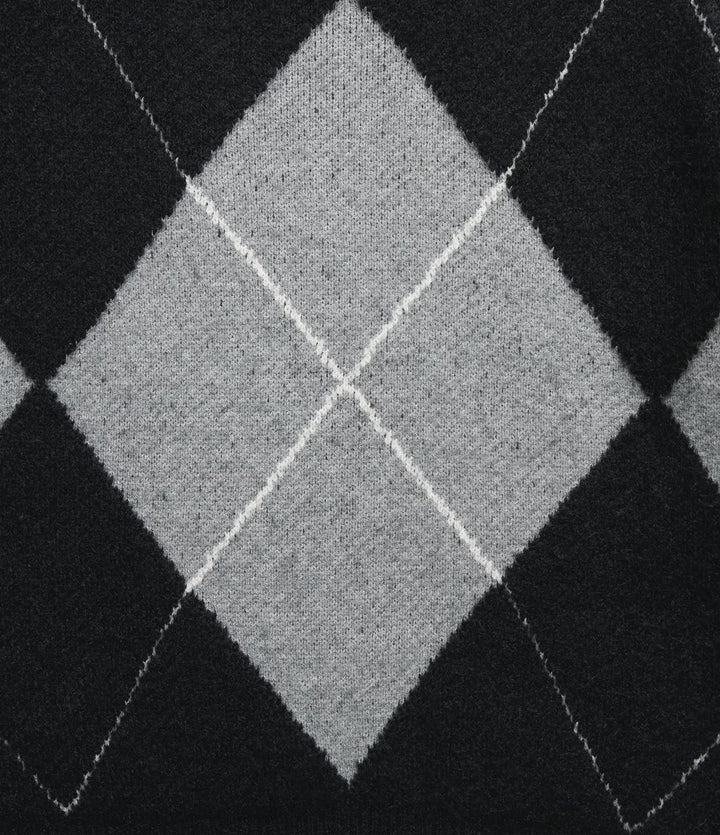 Casualowy sweter w kratkę z odkrytymi ramionami i długimi rękawami