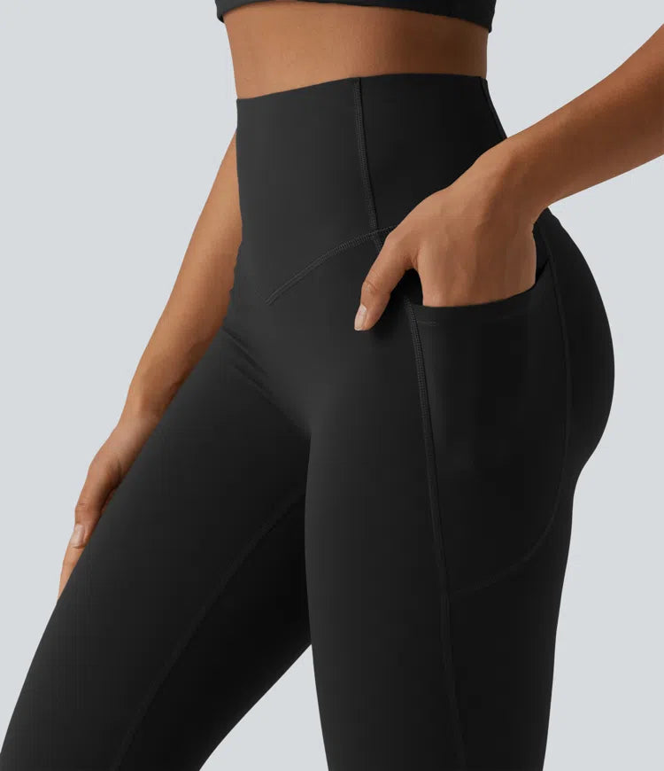 Halara UltraSculpt legginsy do jogi z wysokim stanem, unoszące pośladki i modelujące brzuch, o kroju bootcut, z kieszeniami