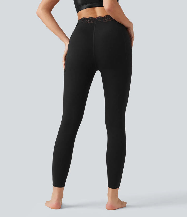 Halara UltraSculpt legginsy do jogi w kształcie litery V z wysokim stanem, kontrastową koronką i kieszeniami