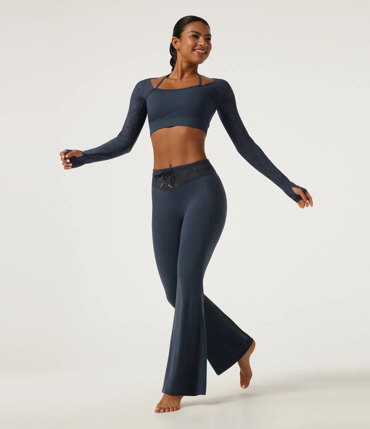 Halara UltraSculpt legginsy do jogi o średnim stanie z wiązaniem w pasie, kontrastową koronką, rozszerzanymi nogawkami i kieszeniami