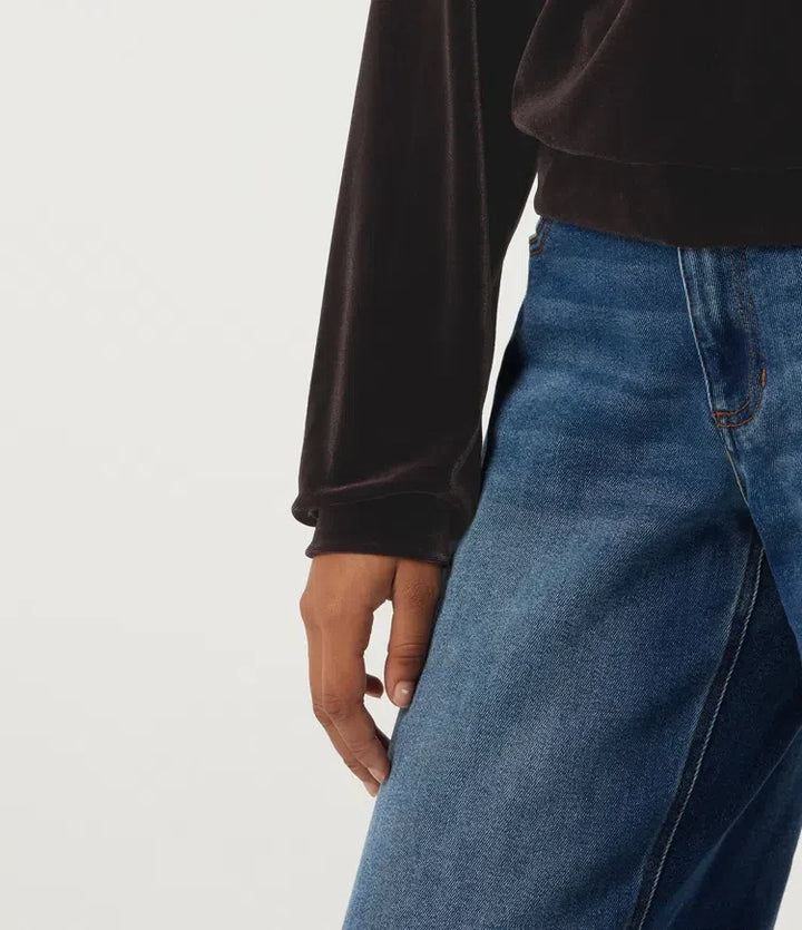 Z okrągłym dekoltem i długim rękawem aksamitny bluza na co dzień