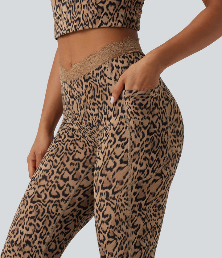 Halara UltraSculpt legginsy do jogi z kieszeniami, rozkloszowane, w panterkę, z wysokim stanem w kształcie V i kontrastową koronką