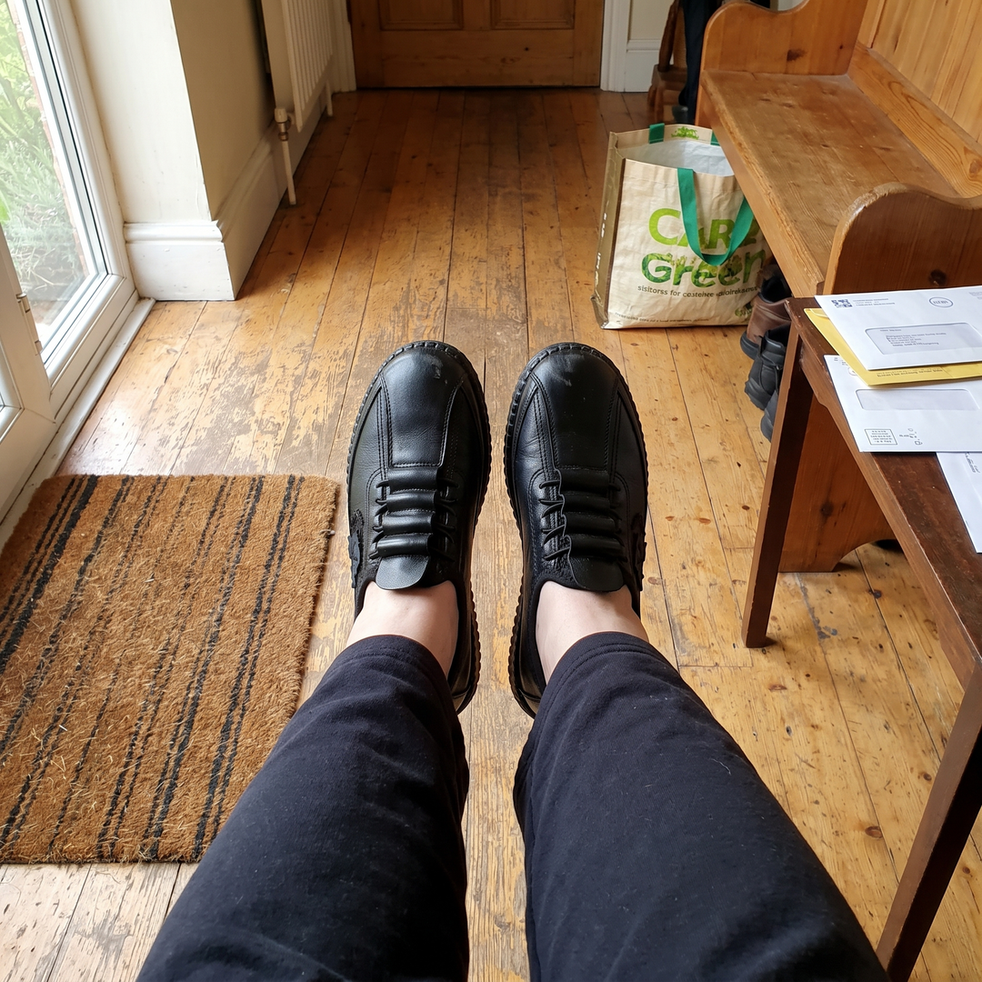 INTELIGENTNE, KOMFORTOWE BUTY SZNUROWANE