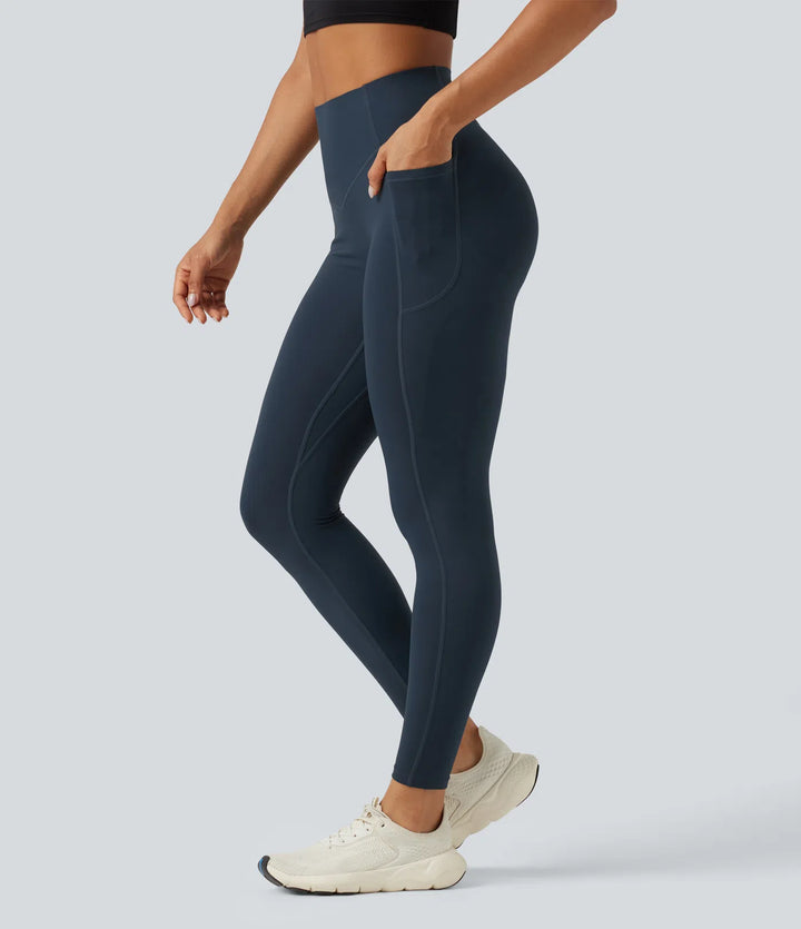 Halara UltraSculpt legginsy treningowe modelujące z wysokim stanem, marszczeniem podkreślającym pośladki, kontrolą brzucha i kieszeniami