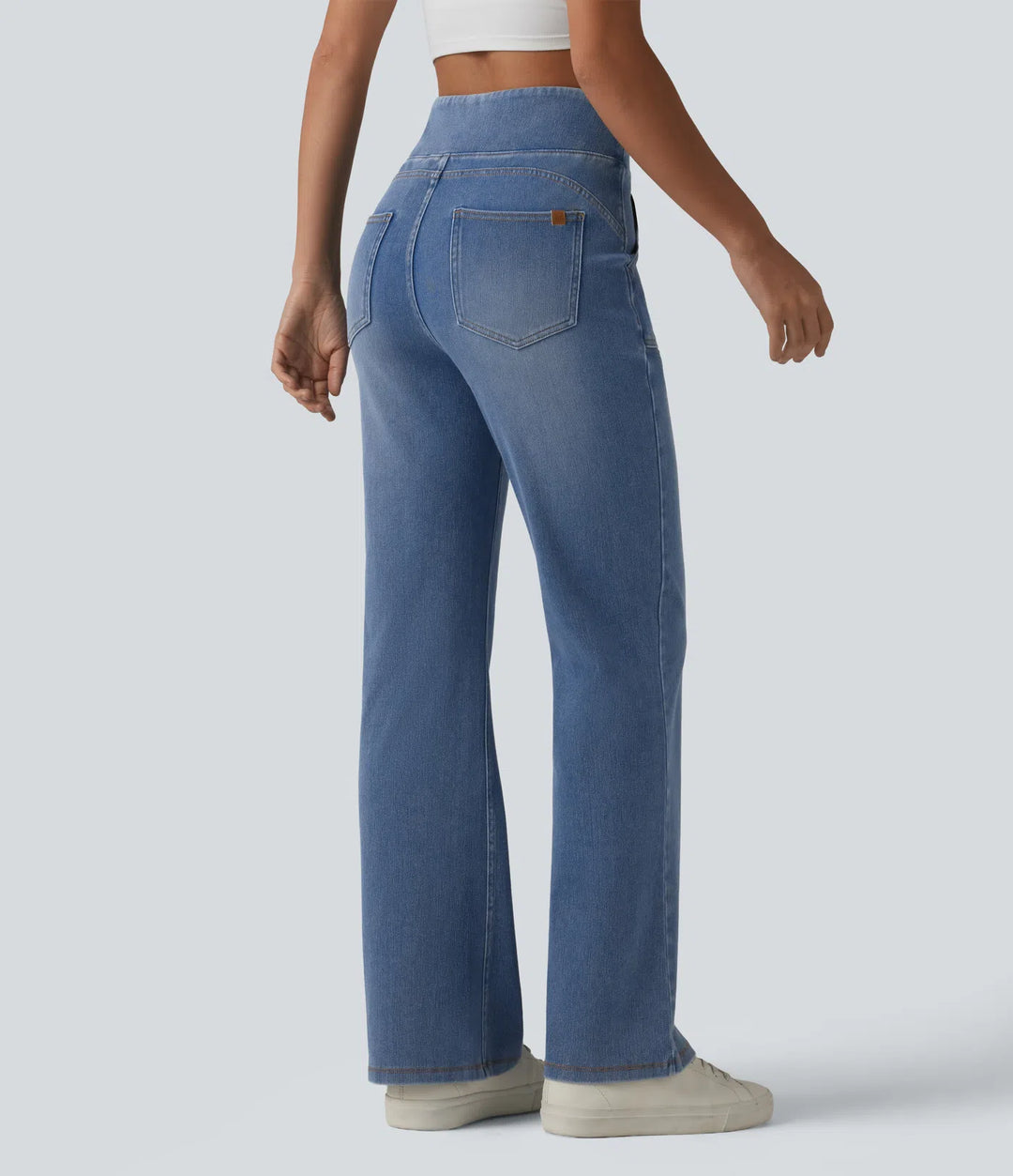 Halara Flex jeansy bootcut z wysokim stanem, z modelującym efektem na brzuch i z kieszeniami
