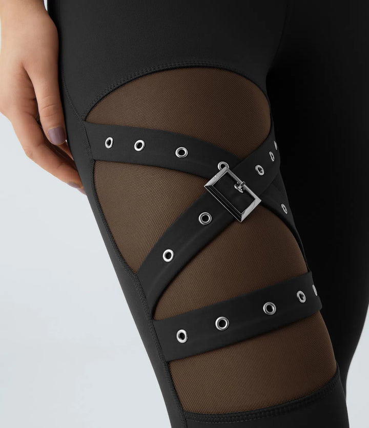 DayStretch legginsy do jogi z wysokim stanem, krzyżowanym przodem, kontrastową siateczką i ozdobną klamrą
