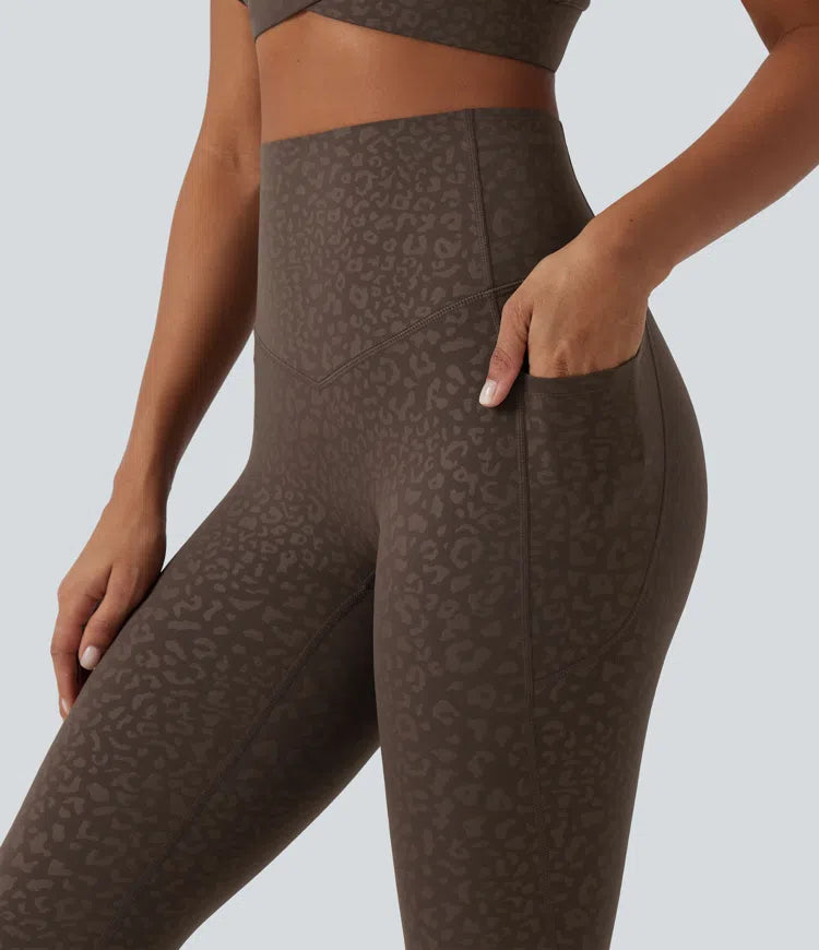 Halara UltraSculpt legginsy do jogi w panterkę, z wysokim stanem, modelującym efektem na brzuch i kieszeniami