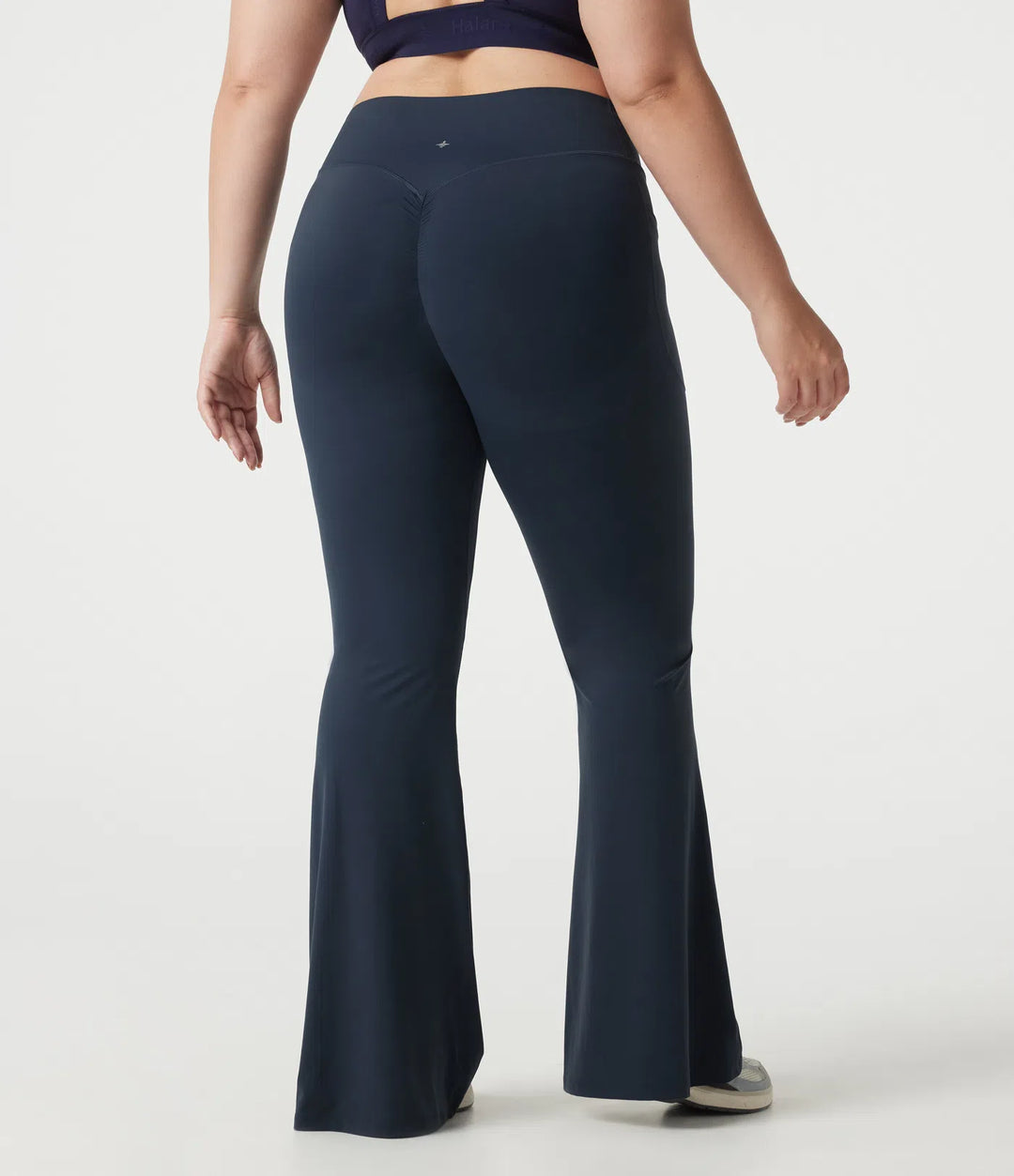 Halara UltraSculpt Plus Size legginsy do jogi z wysokim stanem, z marszczeniem z tyłu podnoszącym pośladki, modelujące brzuch, z rozszerzanymi nogawkami i kieszeniami