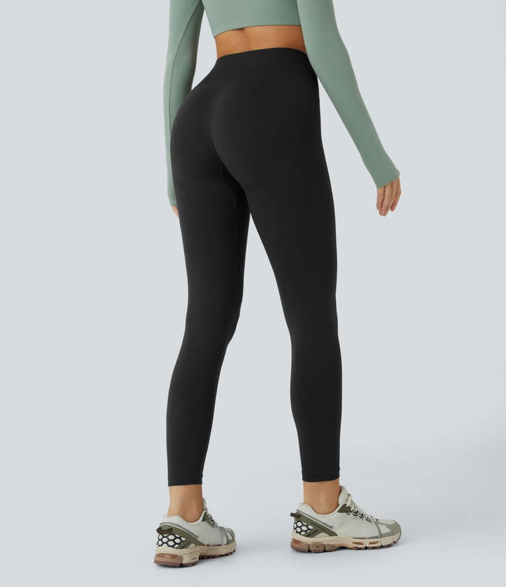 OneForm Seamless Flow legginsy do jogi o średnim stanie, modelujące brzuch i unoszące pośladki