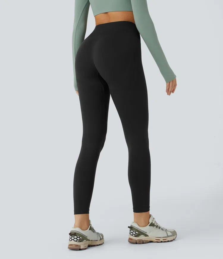 OneForm Seamless Flow legginsy do jogi o średnim stanie, modelujące brzuch i unoszące pośladki