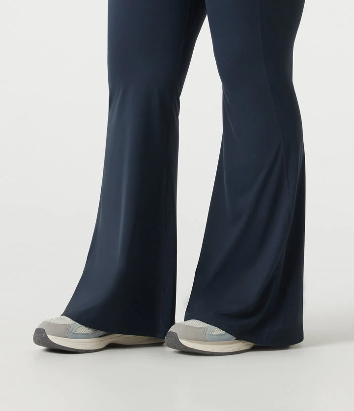 Halara UltraSculpt Plus Size legginsy do jogi z wysokim stanem, z marszczeniem z tyłu podnoszącym pośladki, modelujące brzuch, z rozszerzanymi nogawkami i kieszeniami