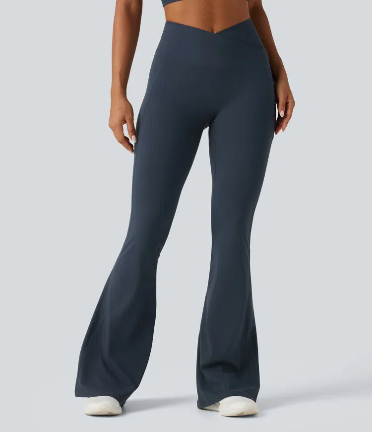 Halara UltraSculpt legginsy treningowe z wysokim, skrzyżowanym stanem, modelujące brzuch, z rozkloszowanymi nogawkami i kieszeniami