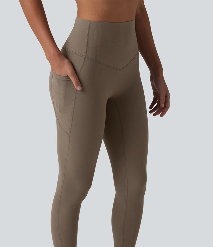Halara UltraSculpt legginsy do jogi 7/8 z wysokim stanem, z kontrolą modelującą brzuch, z kontrastowym prążkowaniem i kieszeniami.