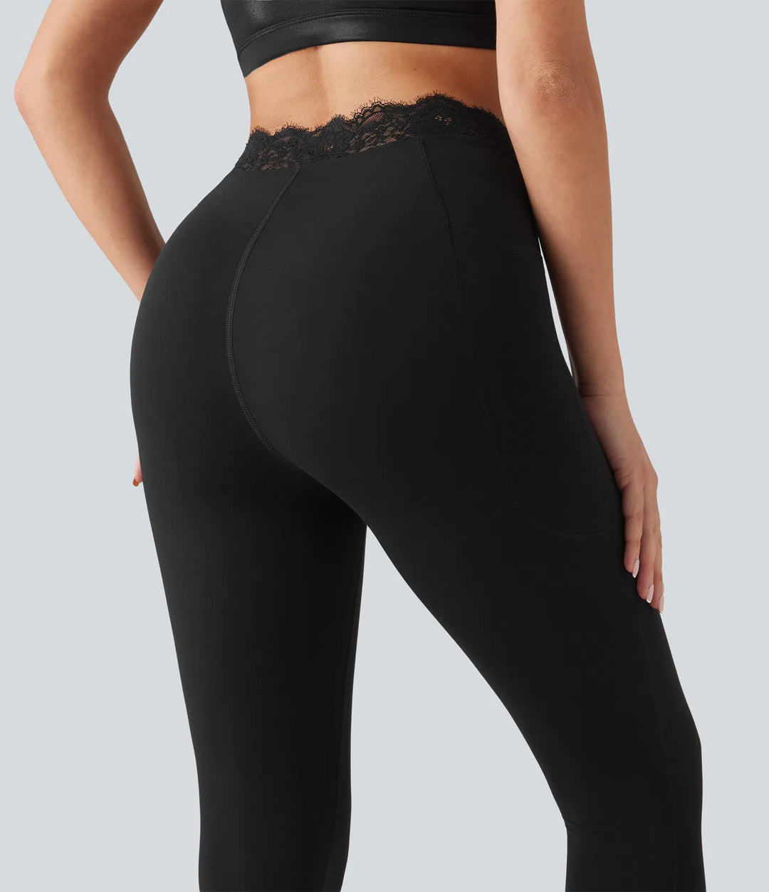 Halara UltraSculpt legginsy do jogi w kształcie litery V z wysokim stanem, kontrastową koronką i kieszeniami