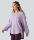 Z dekoltem V i długim rękawem High Low bluza na co dzień