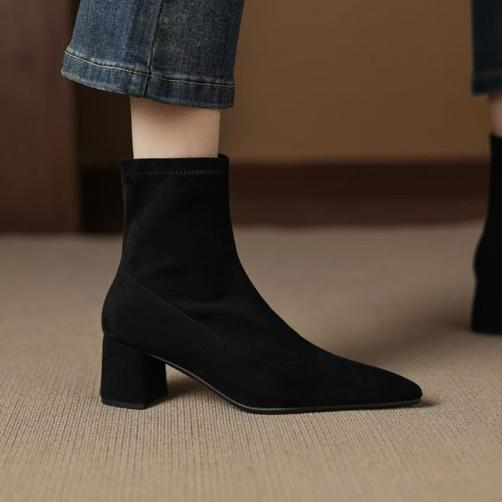 Zamszowe buty Sienna